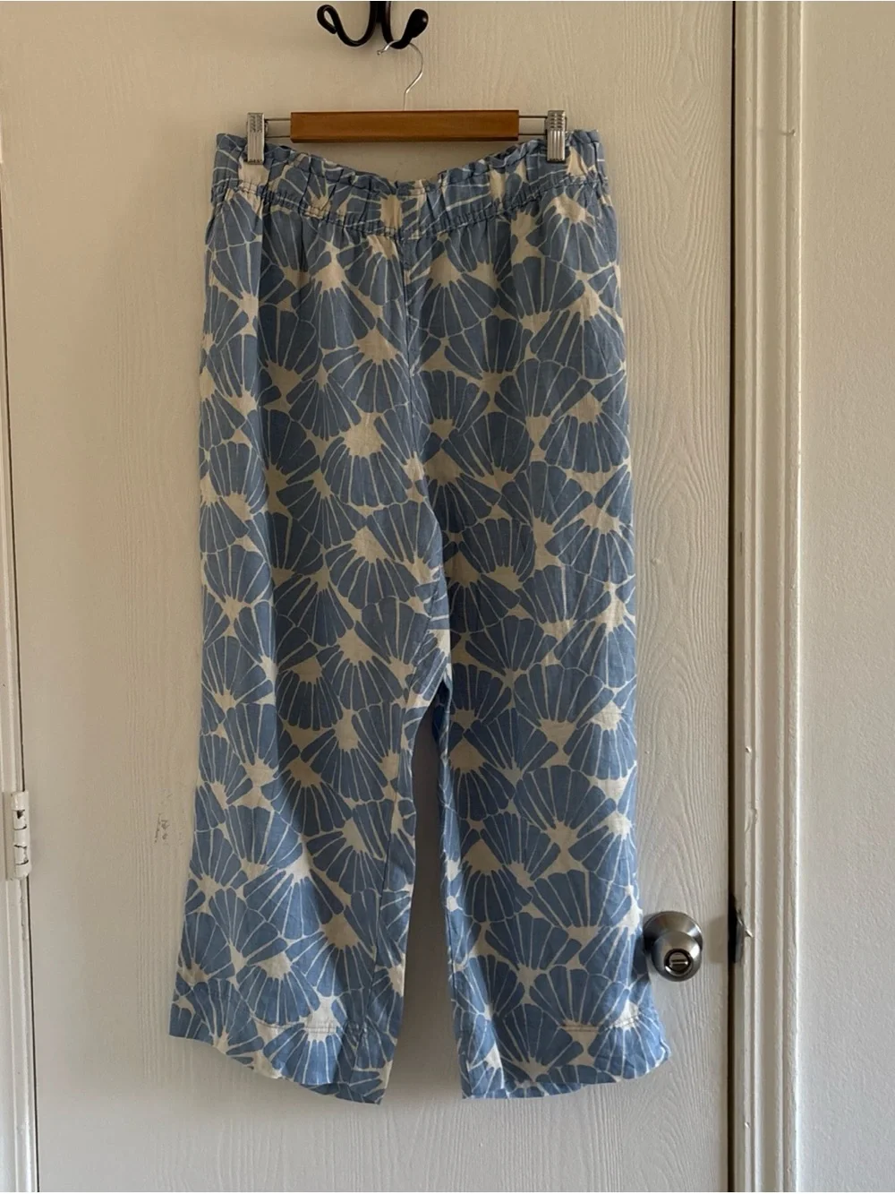 NWOT H&M 100% Linen Printed Pants Size L